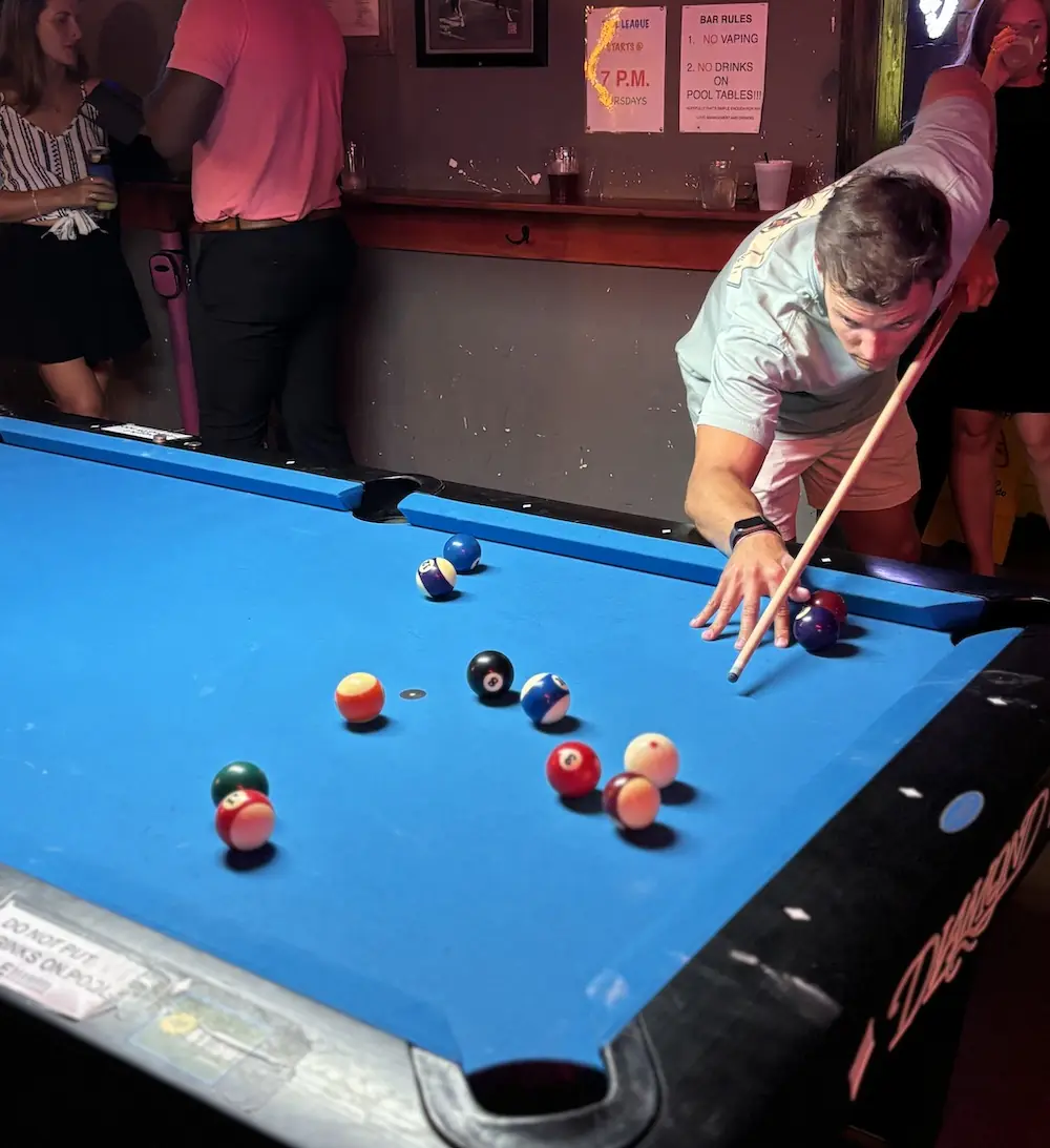 seven mile post pool bar games