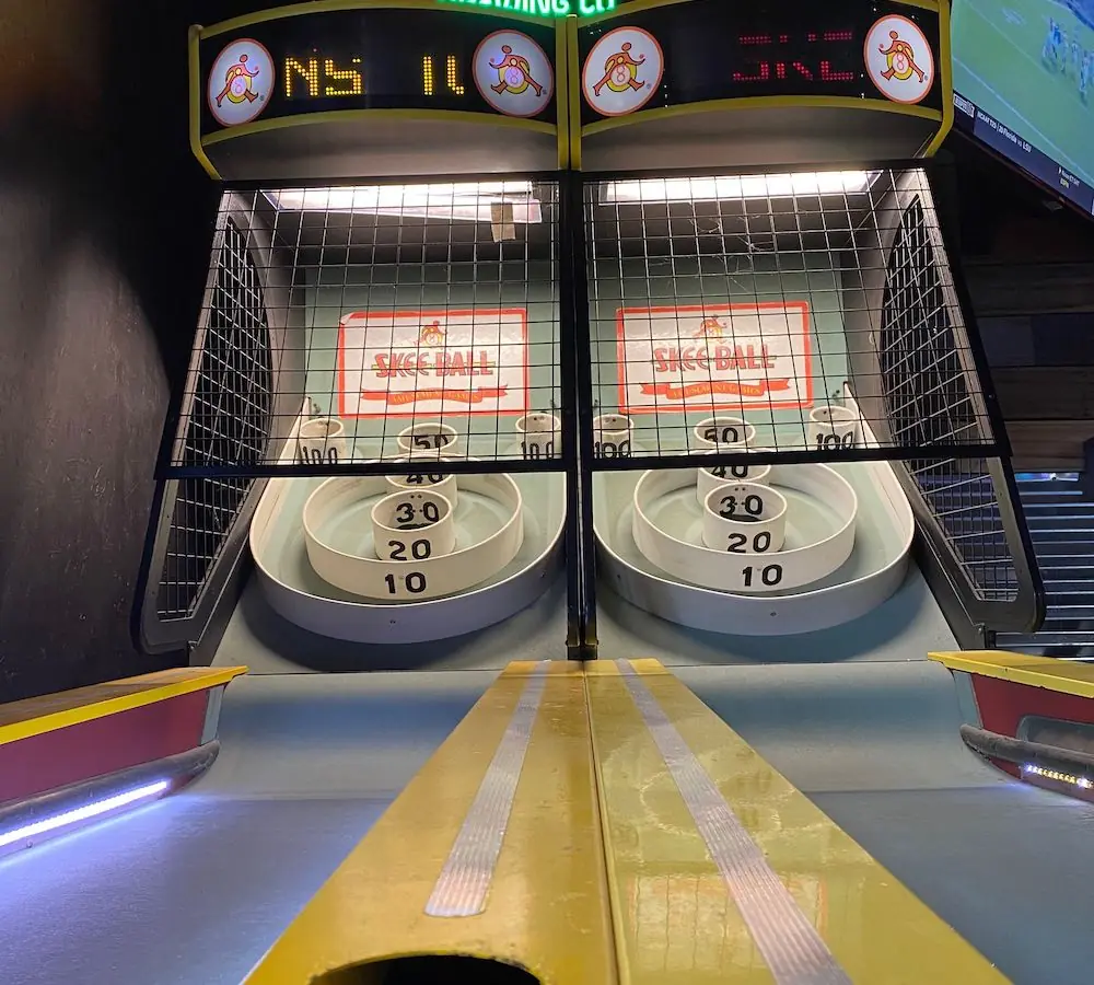 bar games skee ball seven mile post
