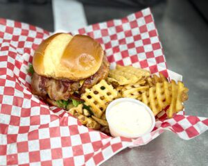 chicken sandwich bar food seven mile post