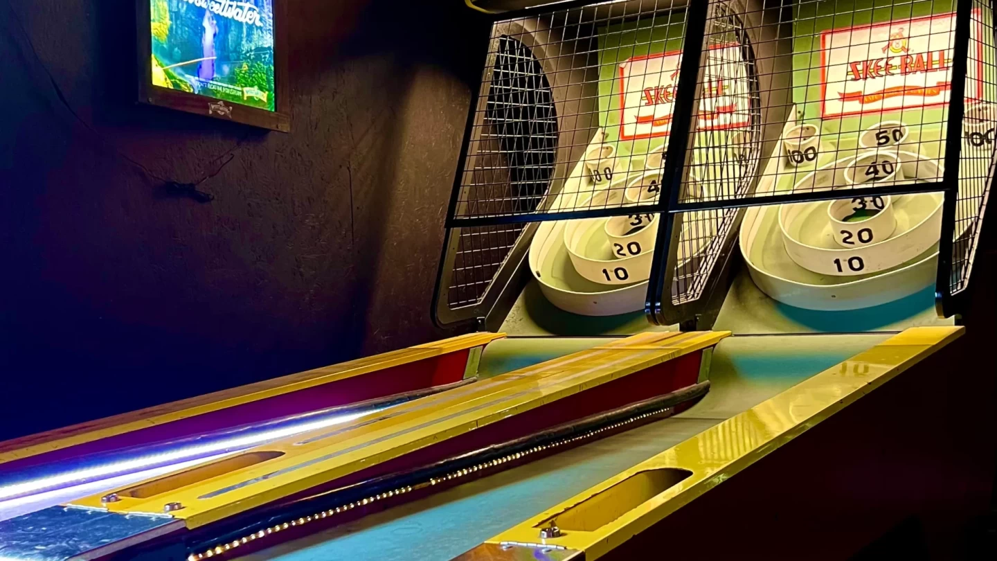 Skee ball at he Seven Mile Post Pub Wilmington, NC